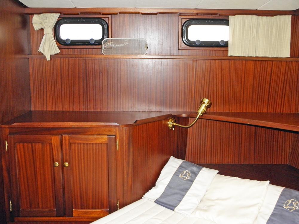 Aft cabin, Accommodation